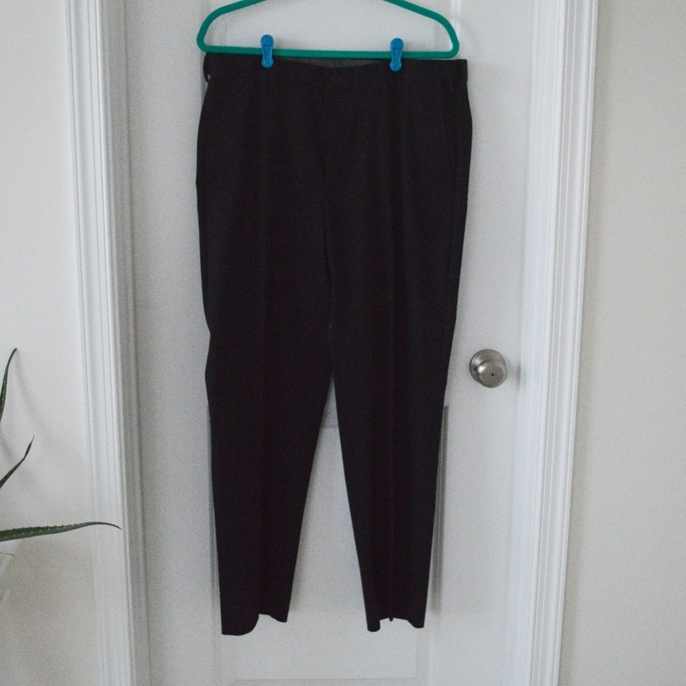 Haggar Classic Fit Black Dress Pants 36 x 30